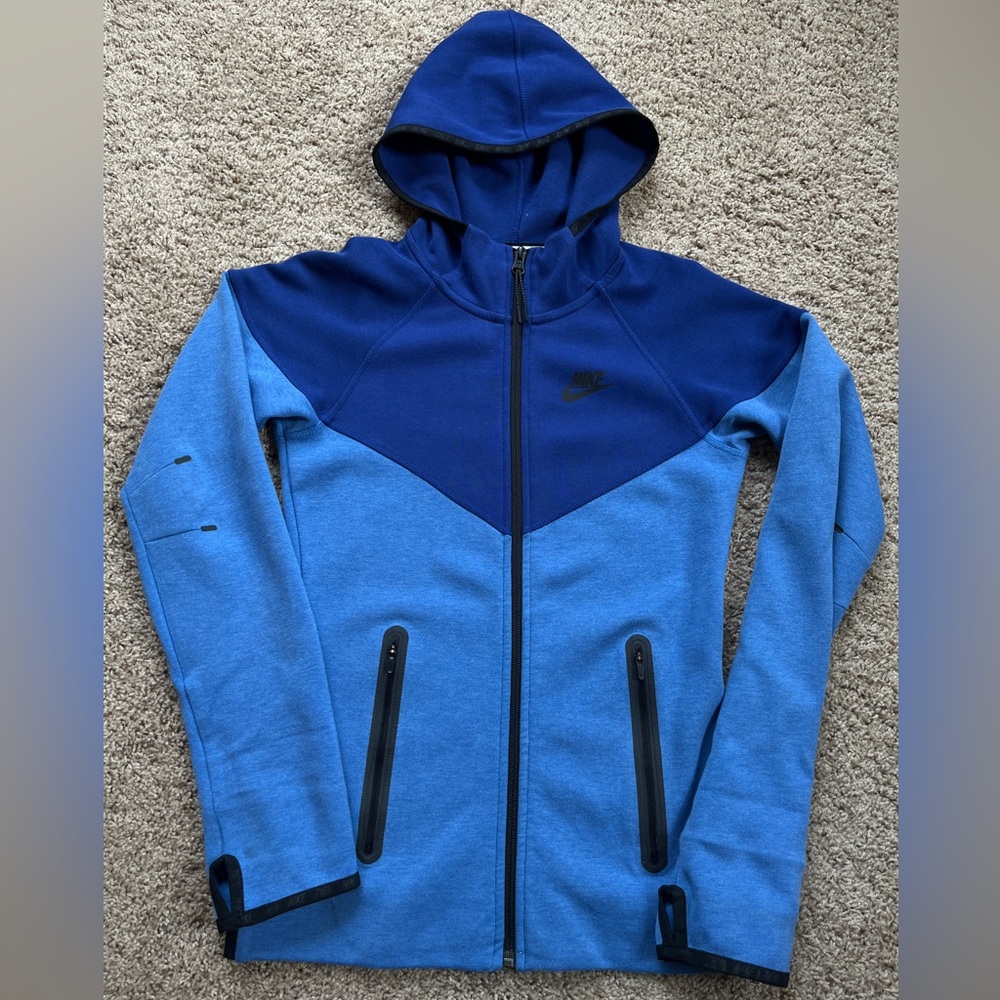 Nike Tech Zip Up